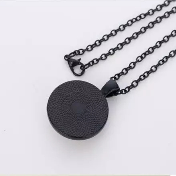 *NEW Silver Plated Vintage Mandala Lotus Necklace - Picture 6 of 7